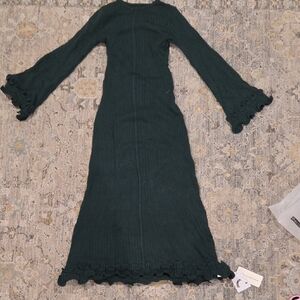 NWT Commense Dark Green Long Sleeve Dress with Ruffle Cuffs